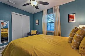 Stellar Fort Walton Retreat ~ 2 Mi to Beach!