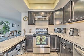 Sunny Crystal River Home w/ Screened-in Porch