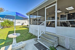 Sunny Waterfront Welaka Home w/ Private Dock!