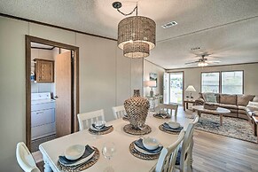 Sunny Waterfront Welaka Home w/ Private Dock!