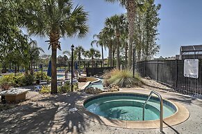 Kissimmee Resort Townhome w/ Pool, 7 Mi to Disney!