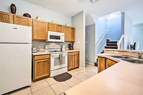 Kissimmee Resort Townhome w/ Pool, 7 Mi to Disney!