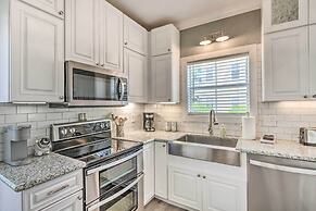 On-site Beach Bar: Sunny Perdido Key Cottage!