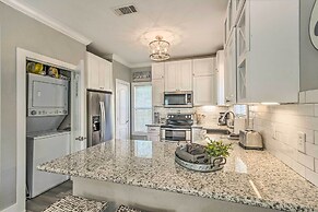 On-site Beach Bar: Sunny Perdido Key Cottage!