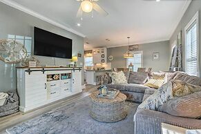 On-site Beach Bar: Sunny Perdido Key Cottage!