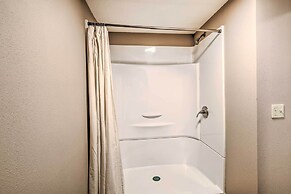 Suwannee Riverfront Home: Grill, Near Springs