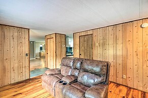 Suwannee Riverfront Home: Grill, Near Springs