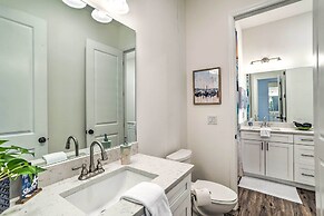 Tampa House w/ Patio, Near Downtown & Beaches!