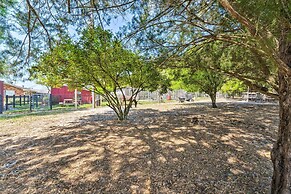 The Clubhouse - Lady Lake Farm Getaway!