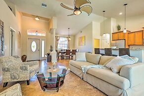 Hot Tub & Pool: Tropical Retreat in Cape Coral!