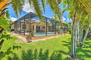 Hot Tub & Pool: Tropical Retreat in Cape Coral!