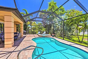 Hot Tub & Pool: Tropical Retreat in Cape Coral!