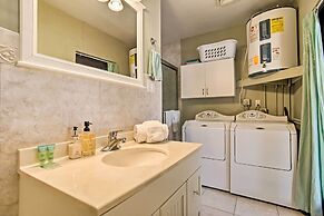 2 Mi to Beach: Updated & Private Oakland Park Gem!