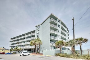 Updated Daytona Beach Oceanfront Studio w/ Pool!