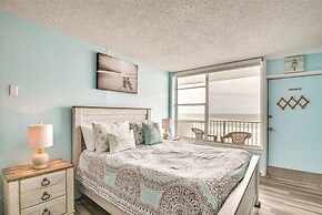 Updated Daytona Beach Oceanfront Studio w/ Pool!