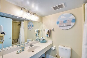 Updated Daytona Beach Oceanfront Studio w/ Pool!