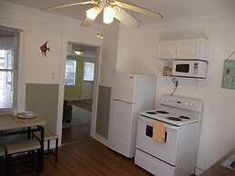Treasure Island Cottage, Near Boardwalk & Beach!