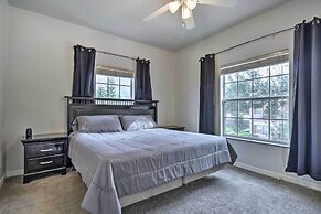 Kissimmee Townhome w/ Pool Access ~ 7 Mi to Disney