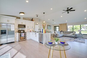 Private Pool: Modern Canalfront Home in Cape Coral