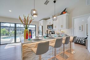 Private Pool: Modern Canalfront Home in Cape Coral