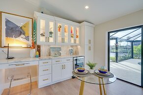 Private Pool: Modern Canalfront Home in Cape Coral