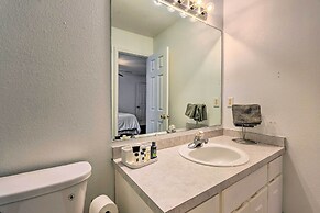 Updated Townhome w/ Deck ~ 12 Mi to Beaches!