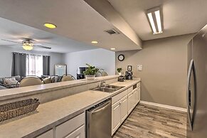 Updated Townhome w/ Deck ~ 12 Mi to Beaches!