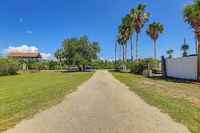 Waterfront Cedar Key Duplex Home w/ Private Dock!