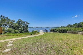 Waterfront Cedar Key Duplex Home: Grill & Dock!