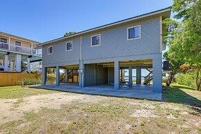 Waterfront Cedar Key Duplex Home: Grill & Dock!