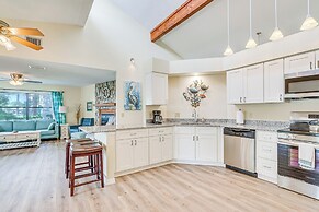 Crystal River Home: Water Views & Boat Dock!