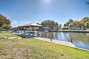 Crystal River Home: Water Views & Boat Dock!