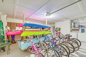 Crystal River Home: Water Views & Boat Dock!