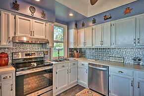 Lakefront Florida Retreat - Pool Table & Boat Dock