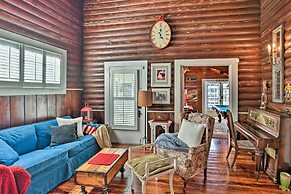 Lakefront Florida Retreat - Pool Table & Boat Dock