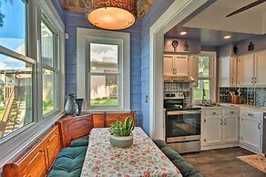 Lakefront Florida Retreat - Pool Table & Boat Dock