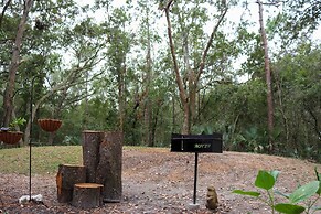 Valrico Retreat w/ Fire Pit ~ 18 Mi to Tampa!