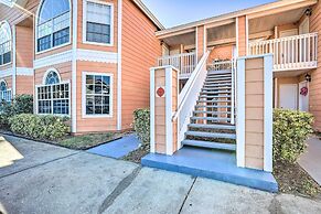 < 8 Mi to Disney: Getaway w/ Deck in Kissimmee!