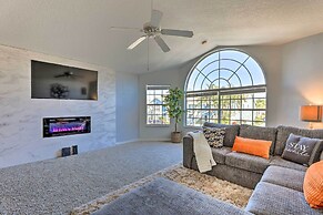 < 8 Mi to Disney: Getaway w/ Deck in Kissimmee!