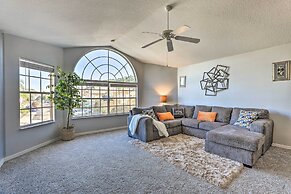 < 8 Mi to Disney: Getaway w/ Deck in Kissimmee!