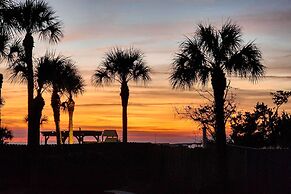 Beachfront Condo w/ 3 Pools on St Helena Island!