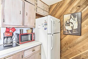 Bayfront Santa Rosa Escape Only 5 Miles to Beach!