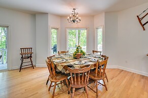 Seasonal Beach + Boat Dock: Lake Hartwell Home!