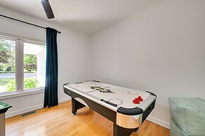 Seasonal Beach + Boat Dock: Lake Hartwell Home!