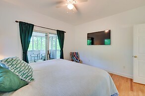 Seasonal Beach + Boat Dock: Lake Hartwell Home!