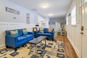 2 Mi to Barefoot Landing: Family Retreat