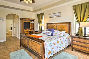 Waterfront Pool & Spa: Relaxing Cape Coral Retreat