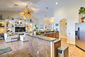 Waterfront Pool & Spa: Relaxing Cape Coral Retreat