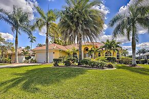 Waterfront Pool & Spa: Relaxing Cape Coral Retreat