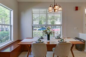 Bluffton Vacation Rental w/ Private Hot Tub